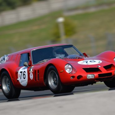 16-FERRARI-250-GT-Breadvan-1961